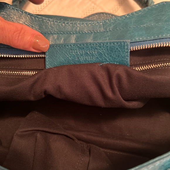 🩵HTF Balenciaga Part Time Silver ToneHardware Blue Lagoon with extra Tassel NWT🩵 - Picture 12 of 14